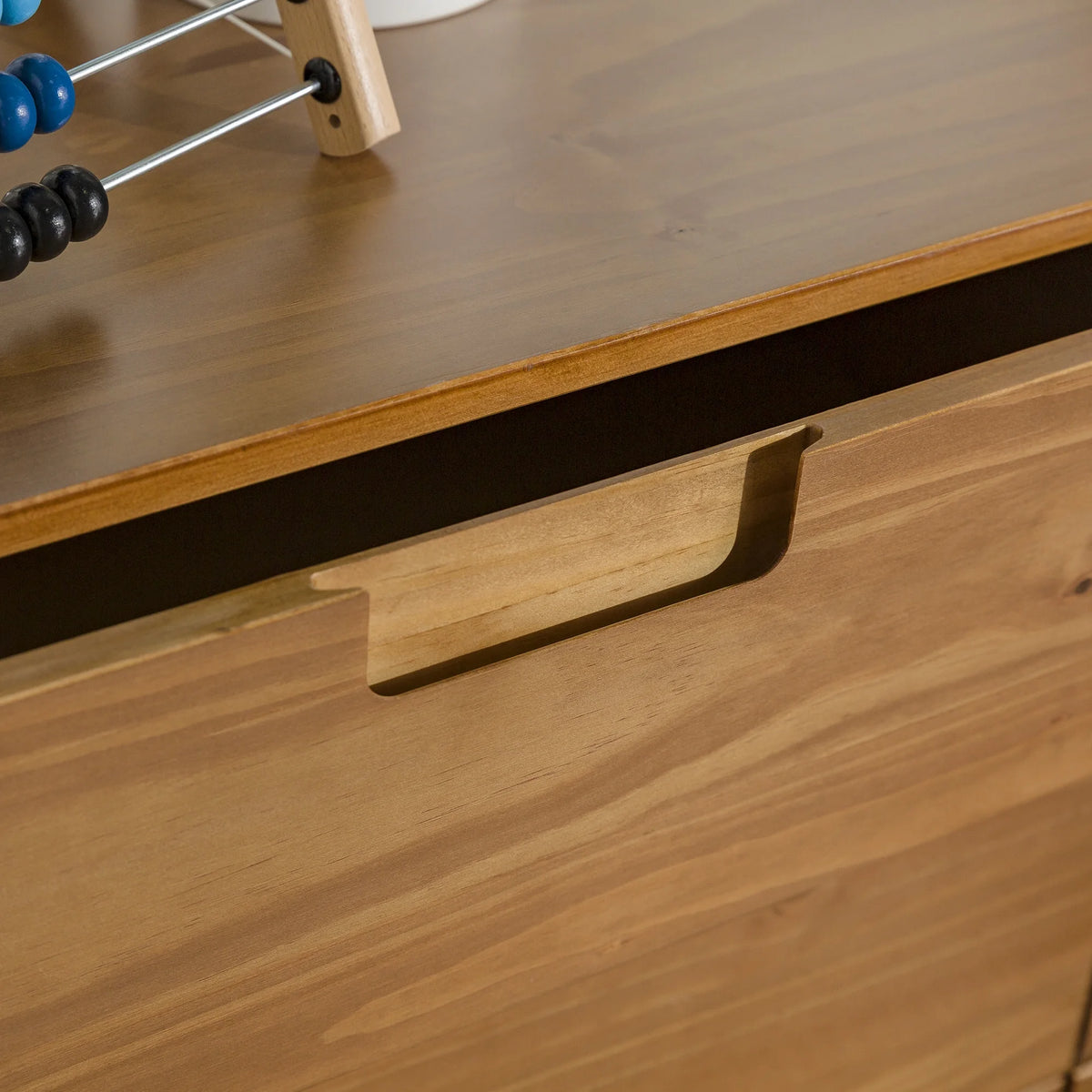 Walker Edison Sonoma 6-Drawer Solid Wood Caramel Dresser