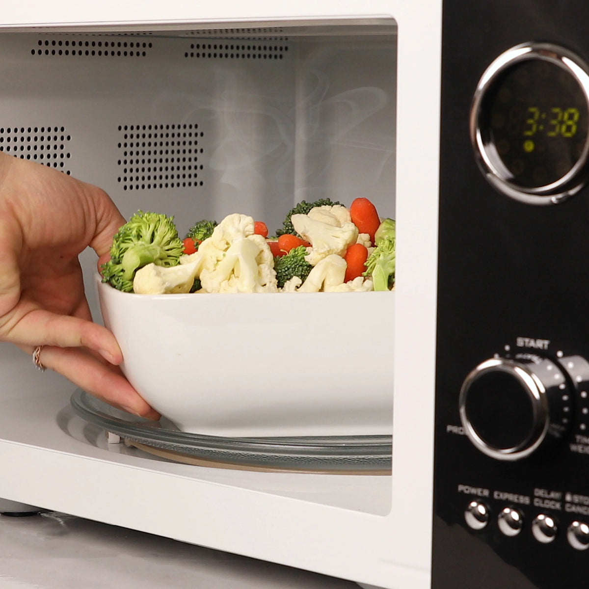 Nostalgia Retro Microwave for Countertop 0.9 cu ft Vintage Microwave, Ivory