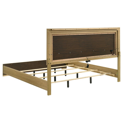 Coaster Hyland 4-Piece Wood Eastern King Bedroom Set in Natural and White