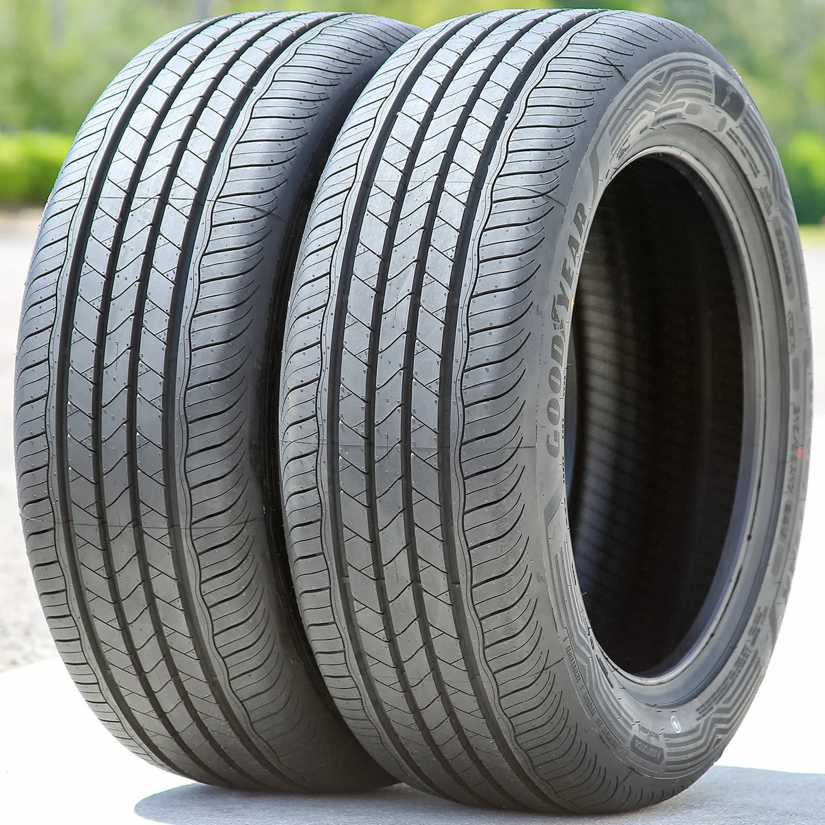 Goodyear Assurance MaxGuard 215/55R17 94V Performance a/s All Season Tire