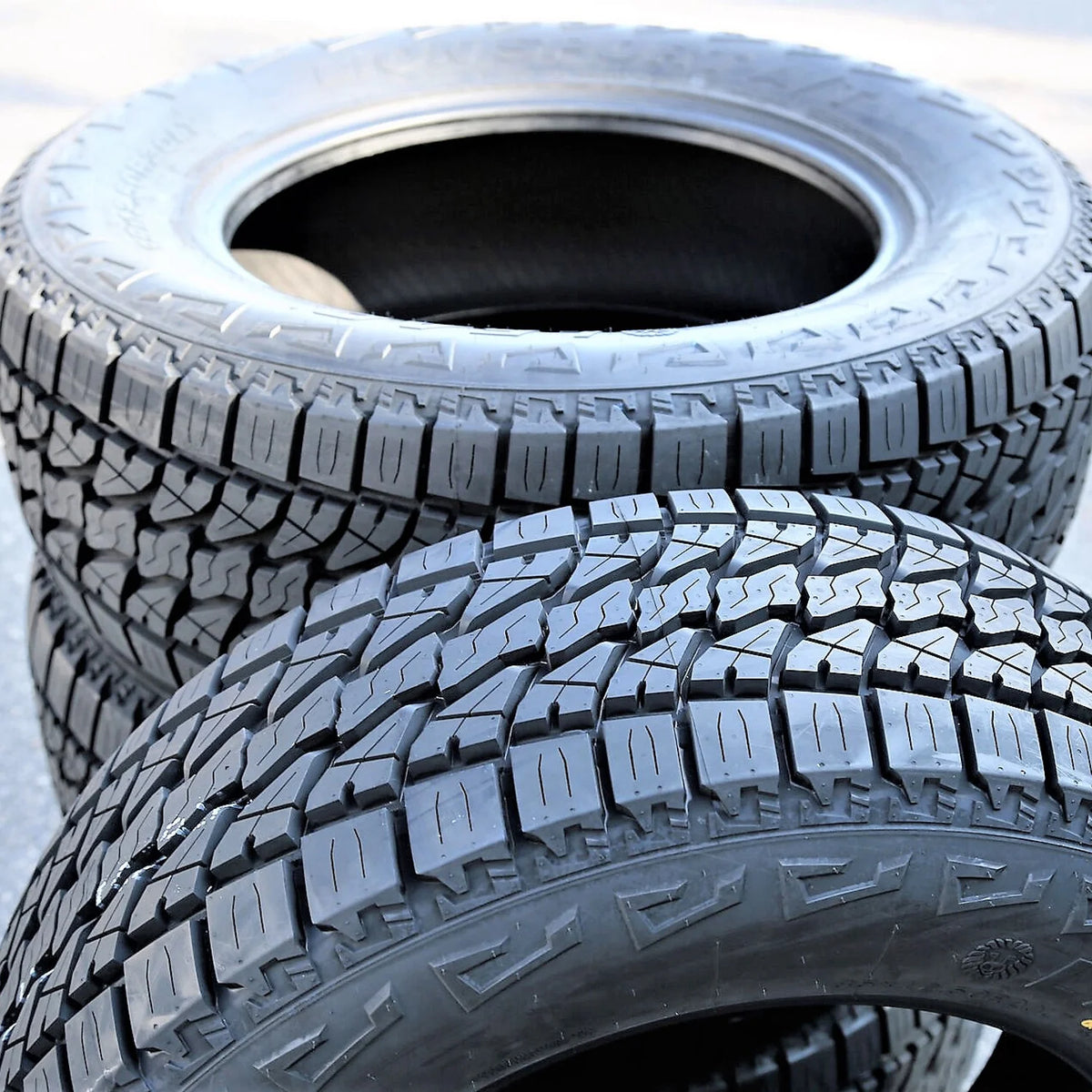 Set of 4 (FOUR) Leao Lion Sport A/T 275/65R18 116T AT All Terrain Tires Fits: 2015-23 Ford F-150 Lariat, 2019-23 Chevrolet Silverado 1500 LT Trail Boss