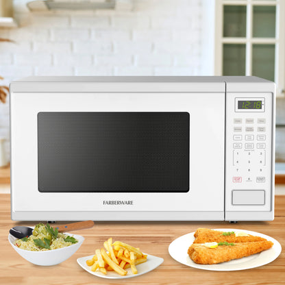Farberware FMGZ09BKA 0.9 Cu. Ft. Microwave Oven, 900W, Digital Control, LED Display, 6 Cooking Presets, Black