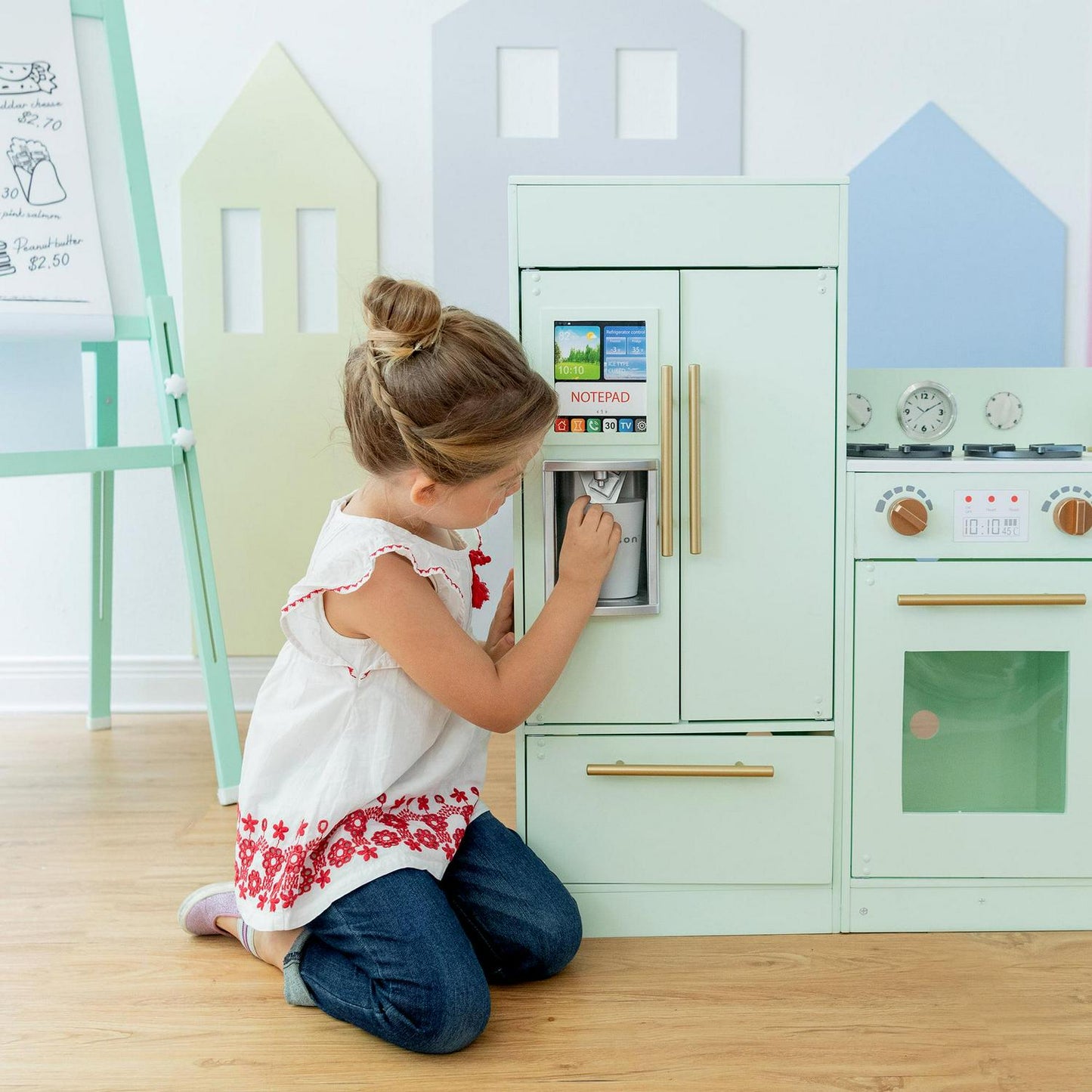 Teamson Kids Little Chef Charlotte Play Kitchen Set – Toddler Wooden Kitchen Playset with Stove. Sink &amp; Refrigerator. Toy Cooking Set for Ages 1-7. Mint/Gold