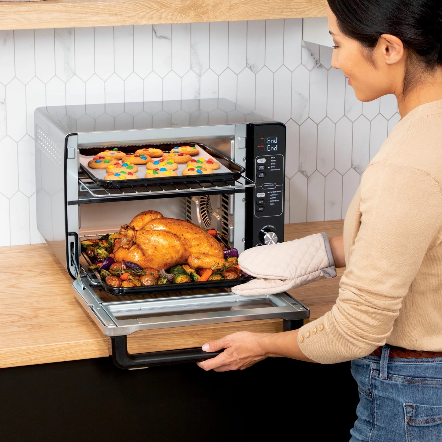 Ninja 10-in-1 Air Fryer, Double Door Toaster Oven with FlexDoor, FlavorSeal & Smart Finish, Rapid Top Convection and Air Fry Bottom, Bake, Toast, Air Fry, Pizza and More, Stainless Steel, DCT400