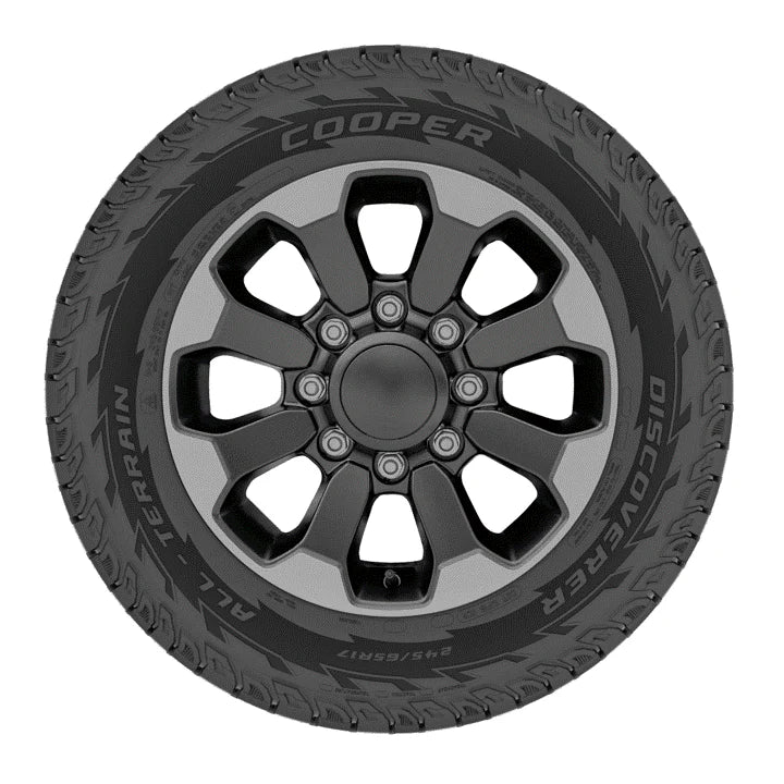 Cooper Discoverer All-Terrain 265/65R18 114T All-Terrain Tire Fits: 2014-18 Chevrolet Silverado 1500 LTZ, 2014-18 GMC Sierra 1500 SLE