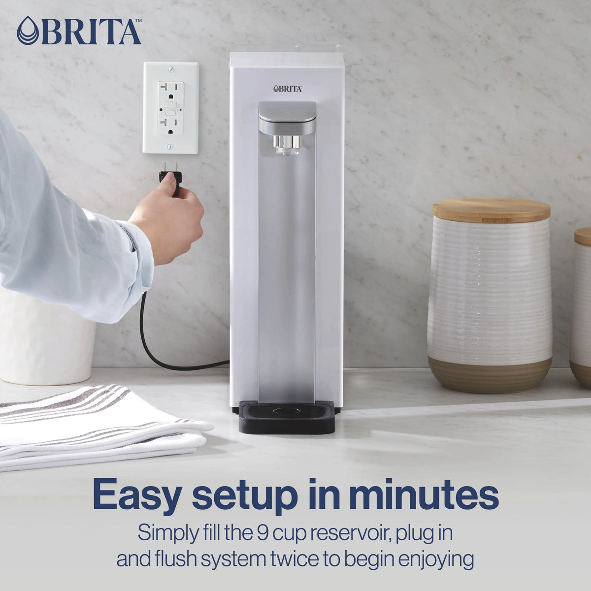 Brita Hub Compact Countertop Water Filtration Device, Water Dispenser, 9 Cup Reservoir, Includes 6-Month Filter, White