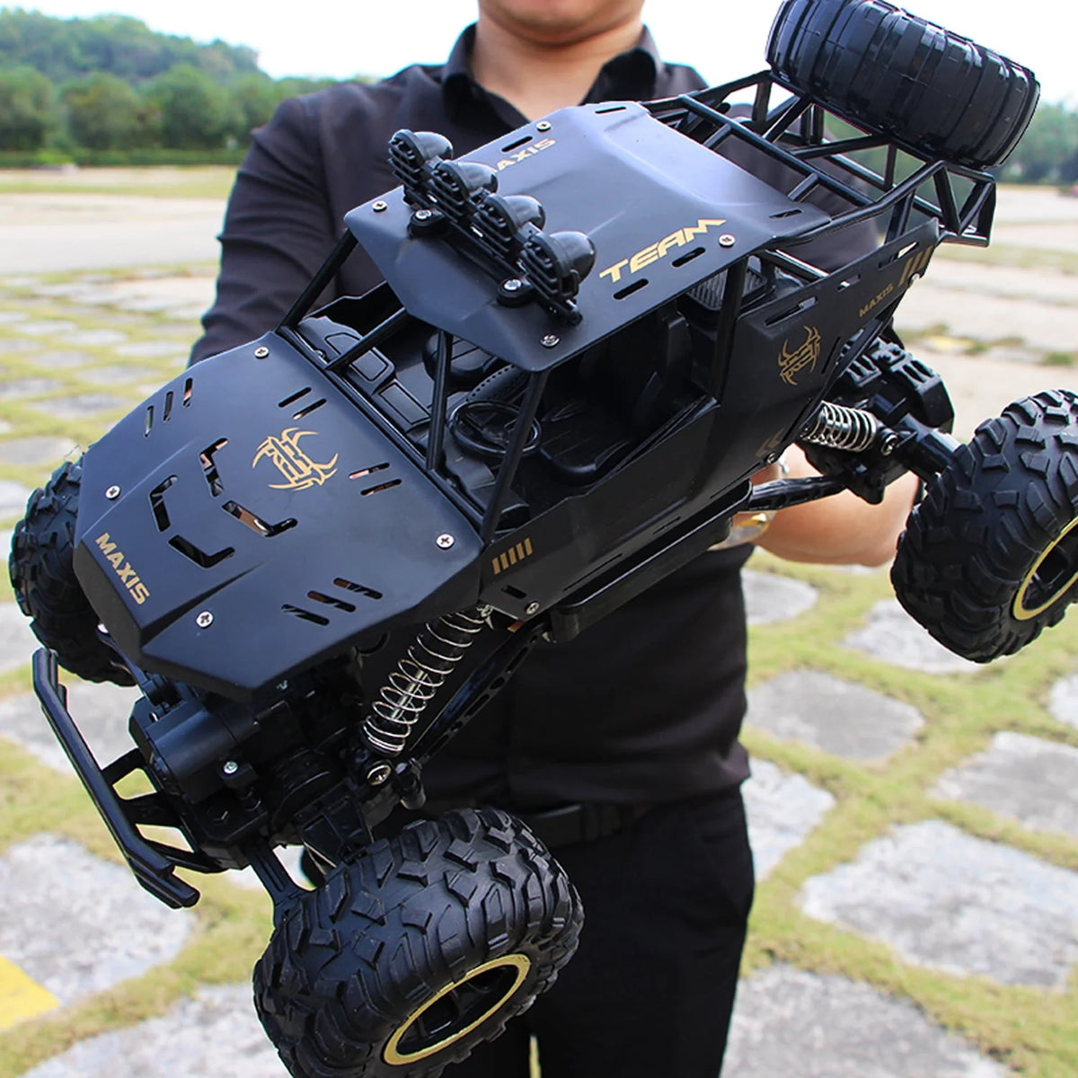 4DRC 1:12 Rc Car,off Road Truck Remote Control Car Metal Shell 2.4G 4WD Dual Motors, with 2 Batteries Black