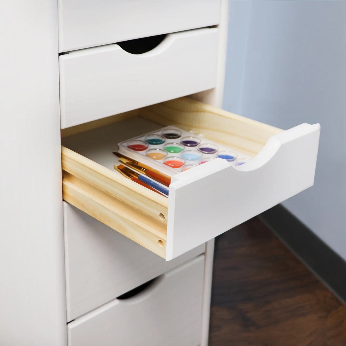 Adeptus Solid Wood 6+2 Drawer Roll Cart