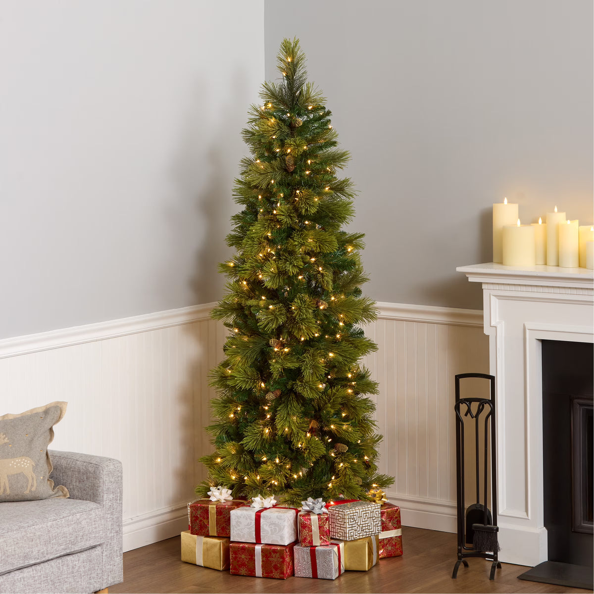 9 ft Pre-Lit Carolina Pine Slim Artificial Christmas Tree with 800 Clear Lights, Slim Profile