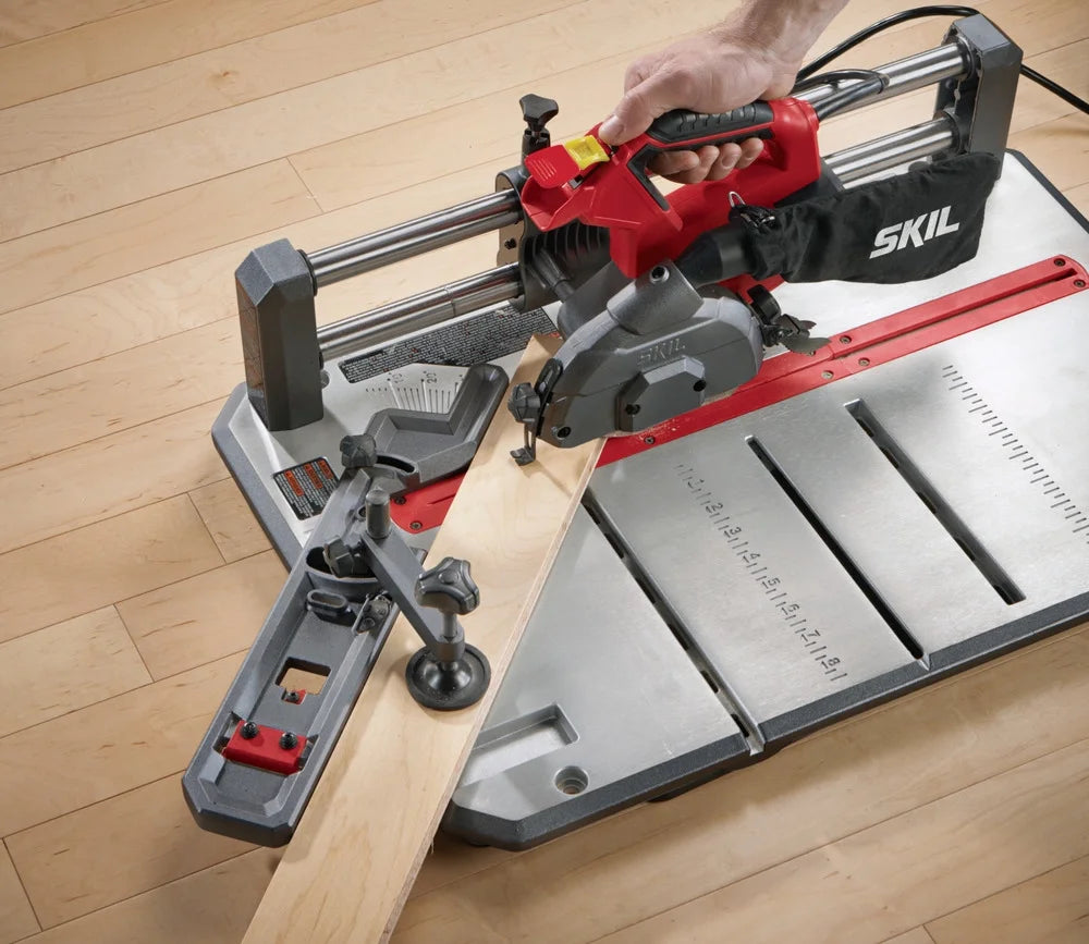 SKIL 3601-02 7-Amp Corded Electric Flooring Saw with 36T Contractor Blade