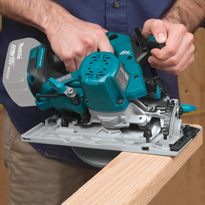 Makita 18V LXT Lithium?Ion Brushless Cordless 6?1/2" Circular Saw XSH03Z -?Tool Only