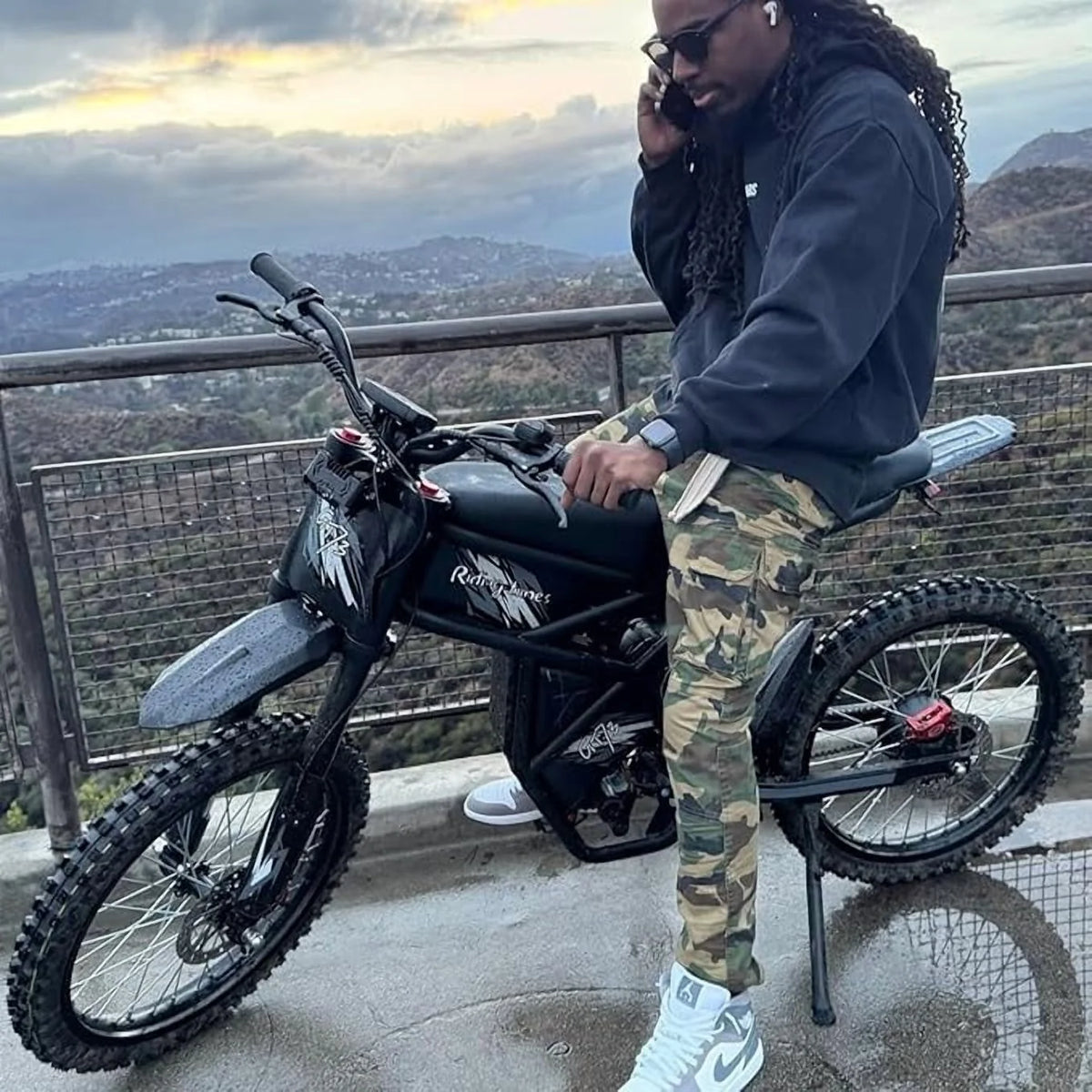 Riding'Times 2400W 48V Electric Dirt Bike for Adults Ridingtimes GT73,brushless Hub Motor,18.2AH*2 Electric BIKE with 25" tires digital screen Carbon Steel,BLACK