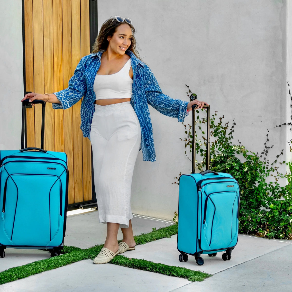 American Tourister X-Lite 3-Piece Luggage Set with Spinner Wheels - Light Grey