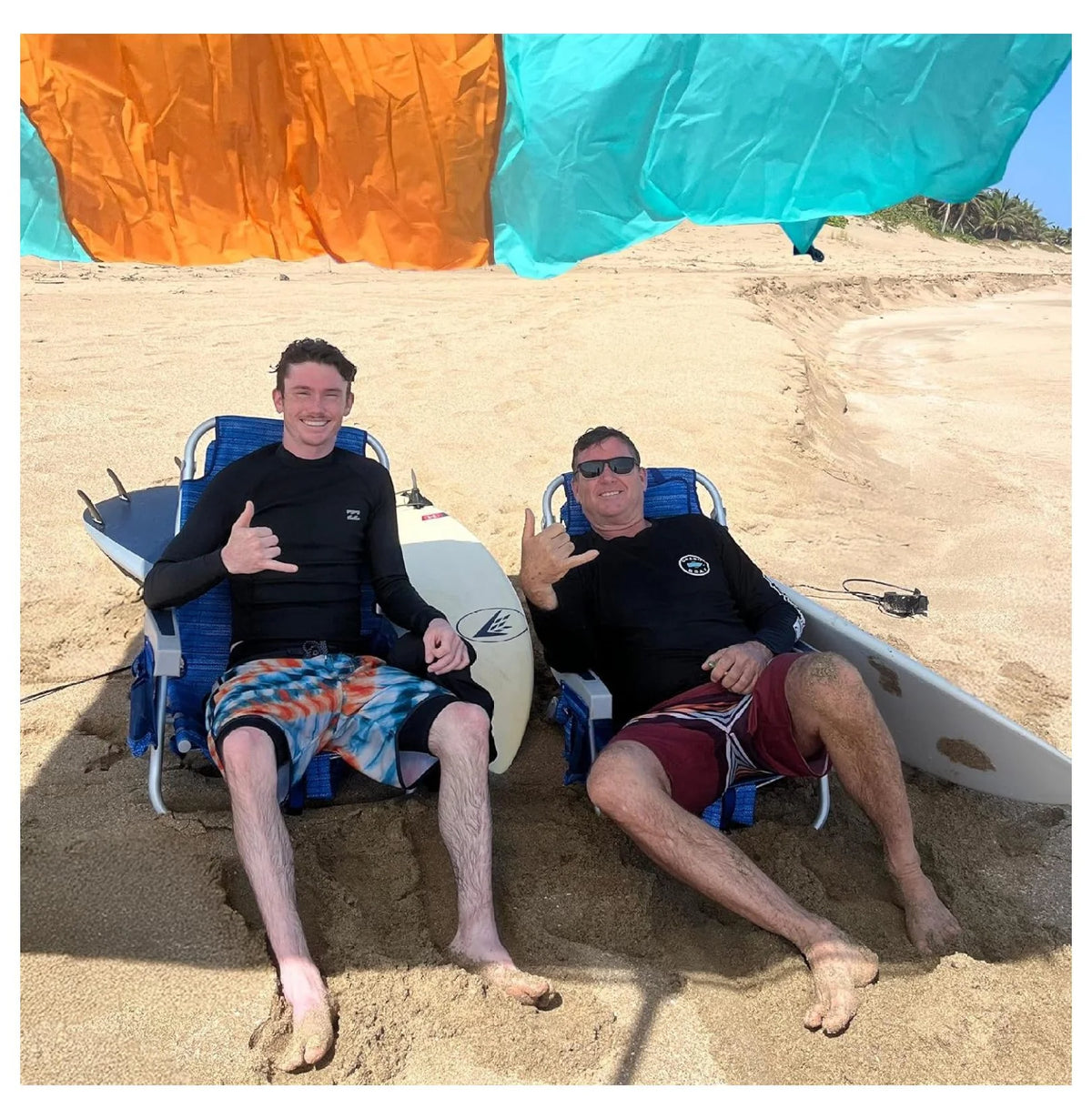 Flow Shade Beach Tent Wind Sun Canopy Portable Easy Set Up UPF 50+ No Assembly Requires 3-30 MPH - 1 to 4 People - 8 Foot X 8 Foot Fabric Top