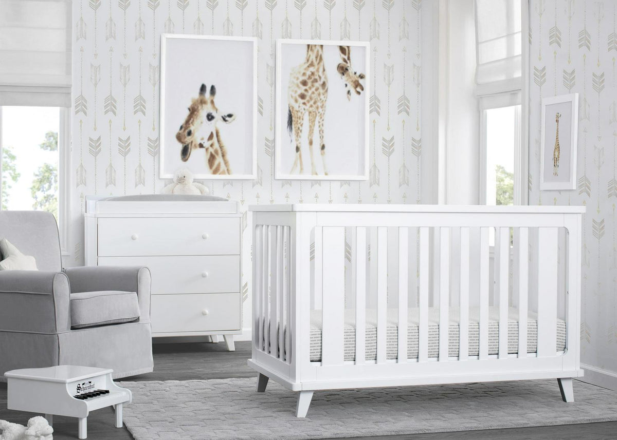 Delta Children Ava 3-in-1 Convertible Baby Crib. White