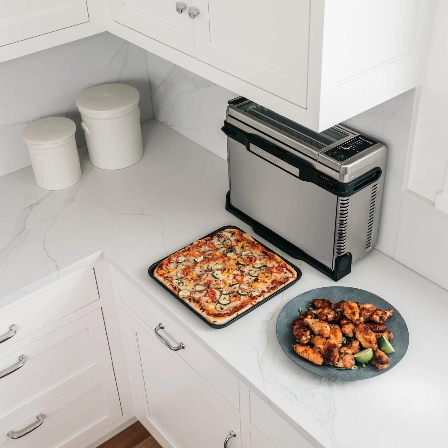 Ninja?? SP101 Foodia?�� 8-in-1 Digital Air Fry Oven, Flip-Away for Storage, Dehydrate, Keep Warm