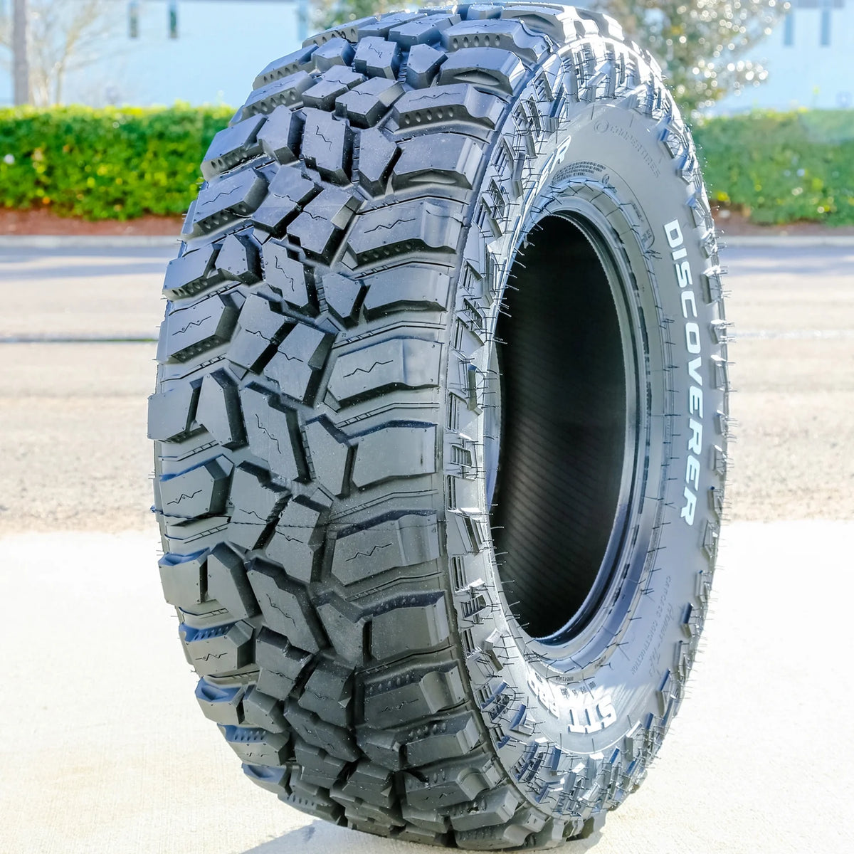 Set of 4 Cooper Discoverer STT Pro 265/75R16 123/120Q E 10 Ply m/t mud Light Truck Tires