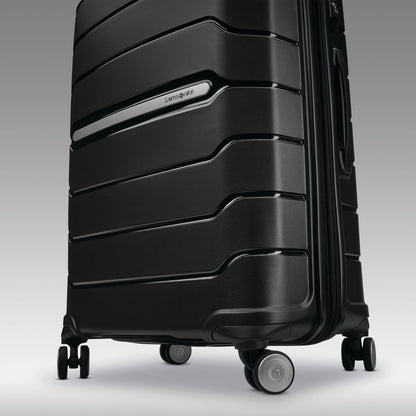 Samsonite Freeform 21" Hardside Spinner