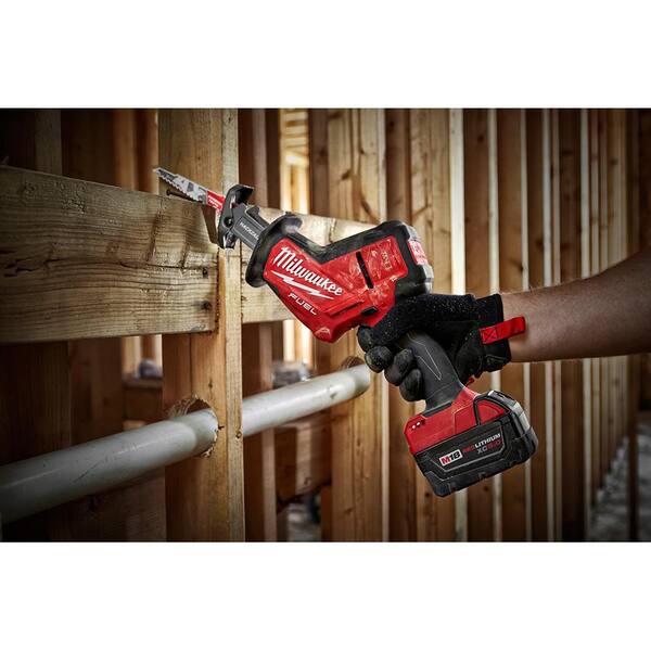 M18 FUEL 18V Lithium-Ion Brushless Cordless HACKZALL Reciprocating Saw w/Two 6.0 Ah Battery and Charger