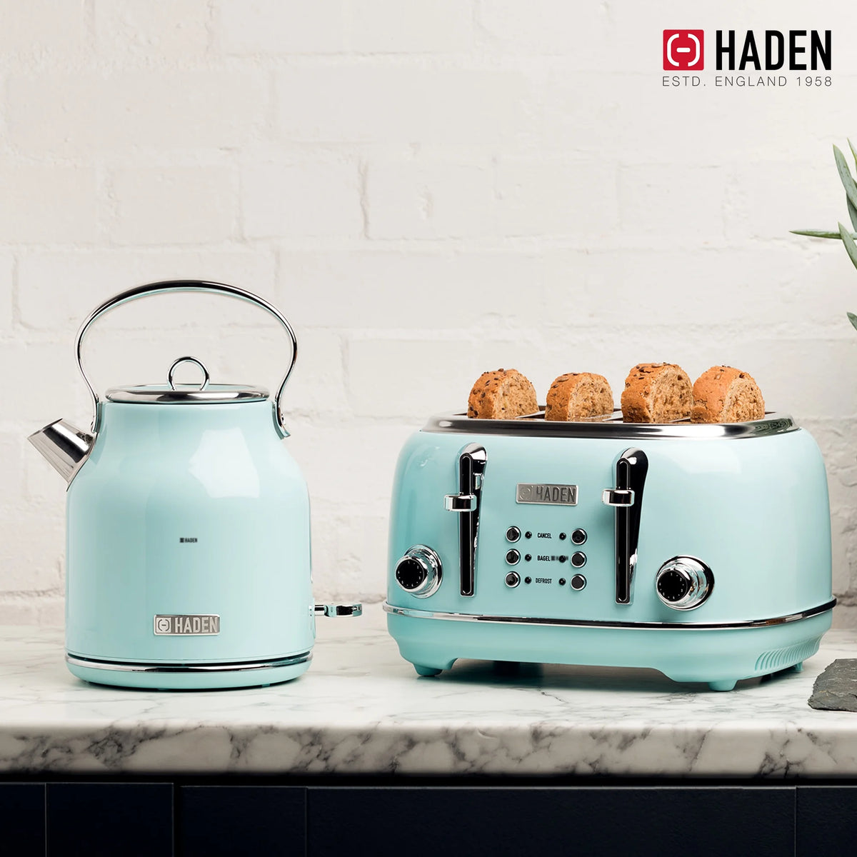 Haden Heritage 1500 1.7 Electric Kettle, Matte Black Finish with Copper Accents
