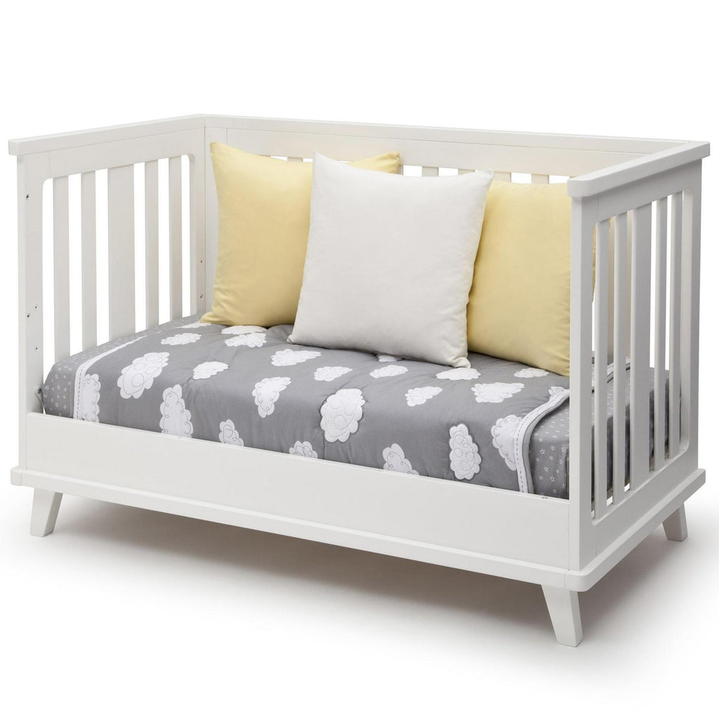 Delta Children Ava 3-in-1 Convertible Baby Crib. White