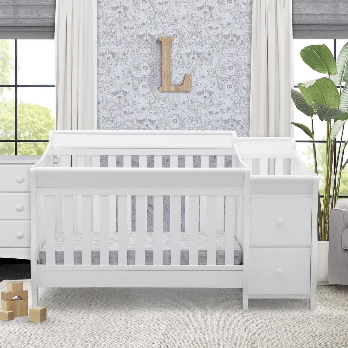 Delta Children Bentley S 4-in-1 Convertible Baby Crib and Changer. White
